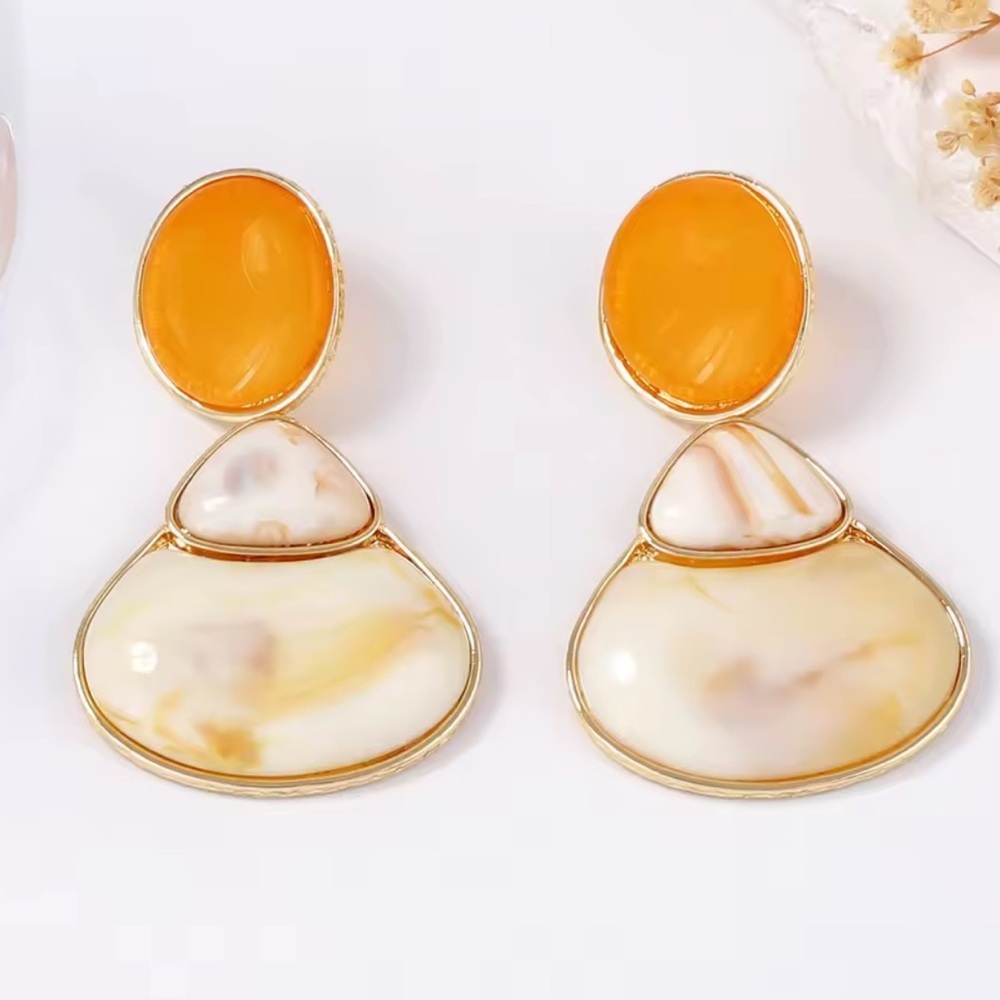 New! Zara Vintage Color Full Earrings